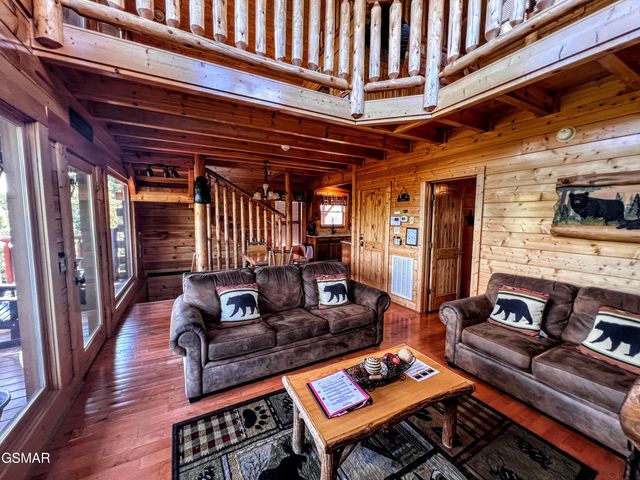 2866 White Oak Ridge Lane, Sevierville, TN 37862