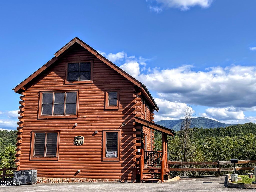 2866 White Oak Ridge Lane, Sevierville, TN 37862