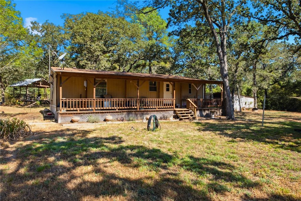 12380 Post Oak Lane, Bryan, TX 77807 — exterior