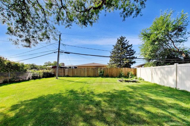 2838 Sunnyside Avenue, Westchester, IL 60154