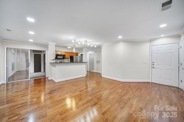 2506 Cranbrook Lane 7, Charlotte, NC 28207