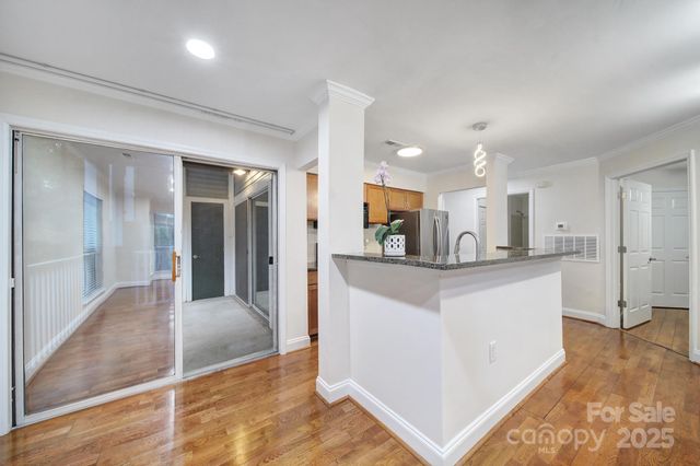 2506 Cranbrook Lane 7, Charlotte, NC 28207