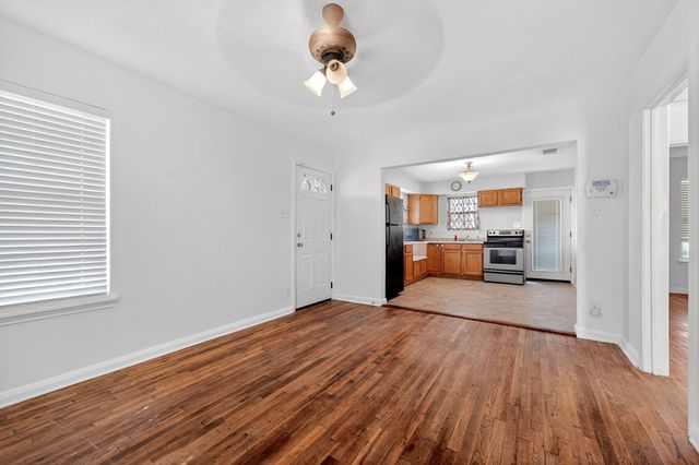 106 E Belt Line Road, Wilmer, TX 75172