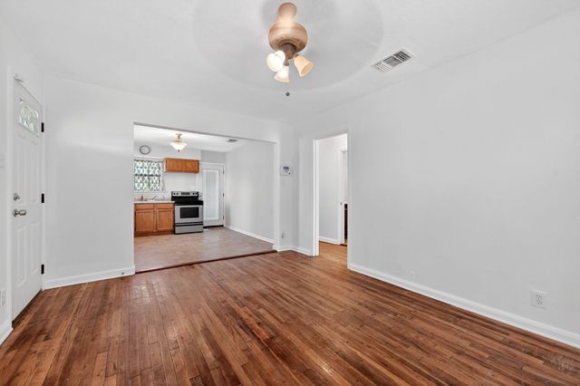 106 E Belt Line Road, Wilmer, TX 75172