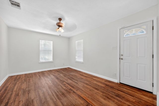 106 E Belt Line Road, Wilmer, TX 75172