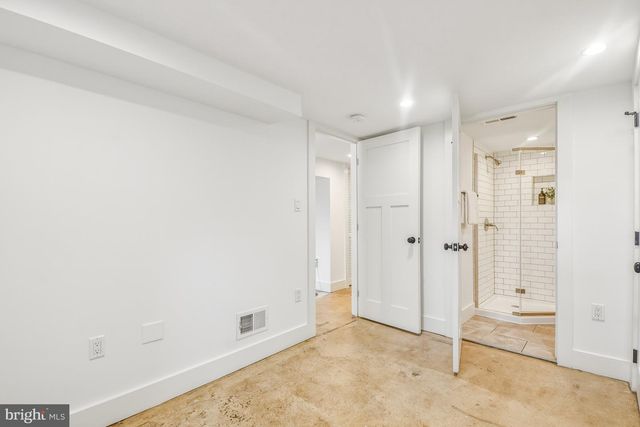 1383 ADAMS ST NE, Washington, DC 20018