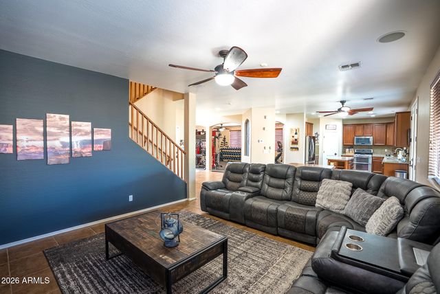 9206 W BENT TREE Drive, Peoria, AZ 85383