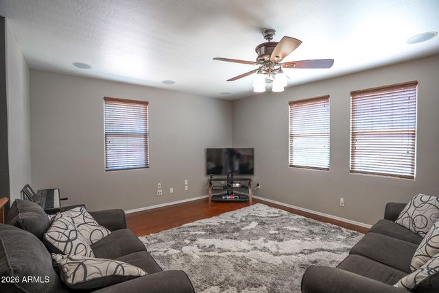 9206 W BENT TREE Drive, Peoria, AZ 85383