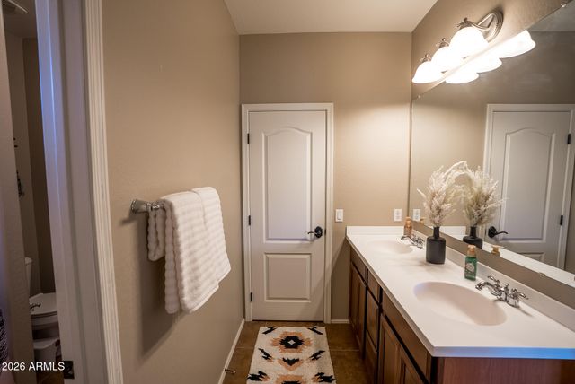 9206 W BENT TREE Drive, Peoria, AZ 85383