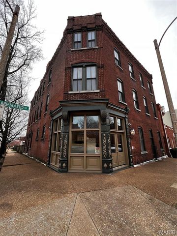 2200 Menard Street, St Louis, MO 63104