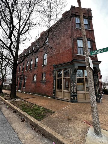 2200 Menard Street, St Louis, MO 63104