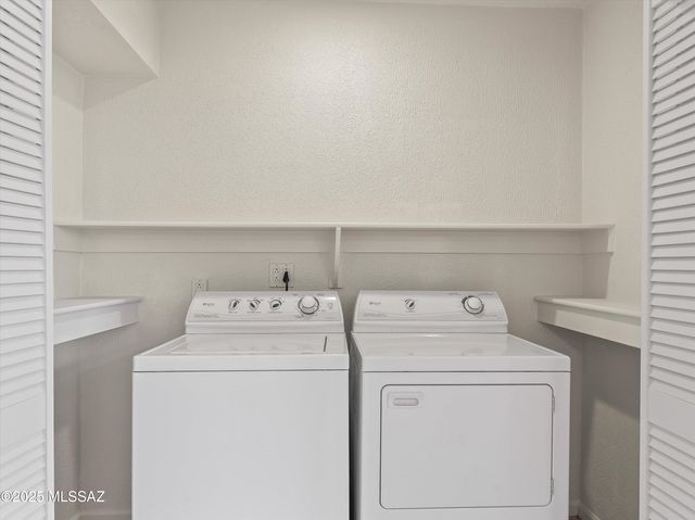 6401 N Camino Padre Isidoro, Tucson, AZ 85718