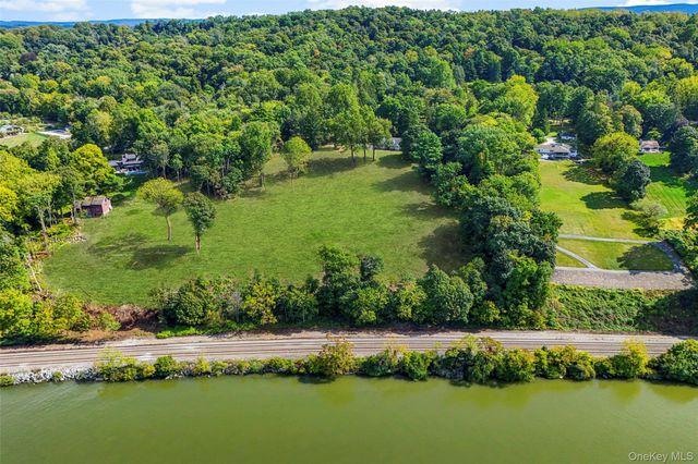 660 Wheeler Hill Road, Hughsonville, NY 12590