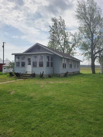 48705 92nd Avenue, Decatur, MI 49045