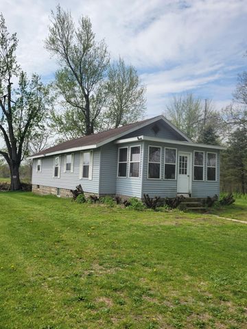 48705 92nd Avenue, Decatur, MI 49045