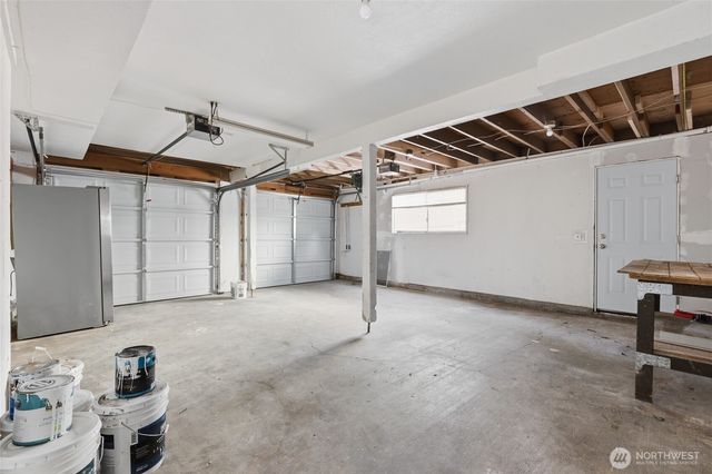 28430 14th Avenue S, Federal Way, WA 98003