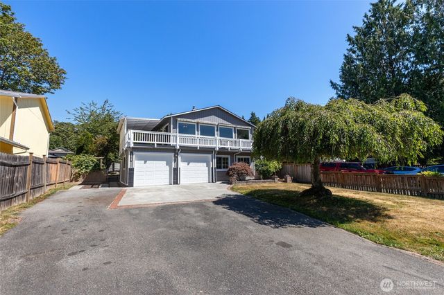 28430 14th Avenue S, Federal Way, WA 98003