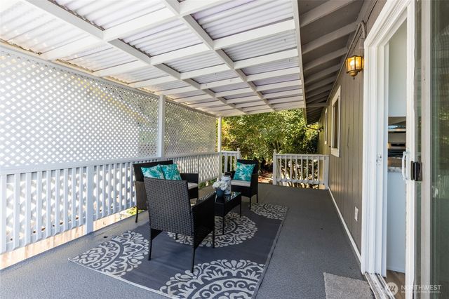 28430 14th Avenue S, Federal Way, WA 98003