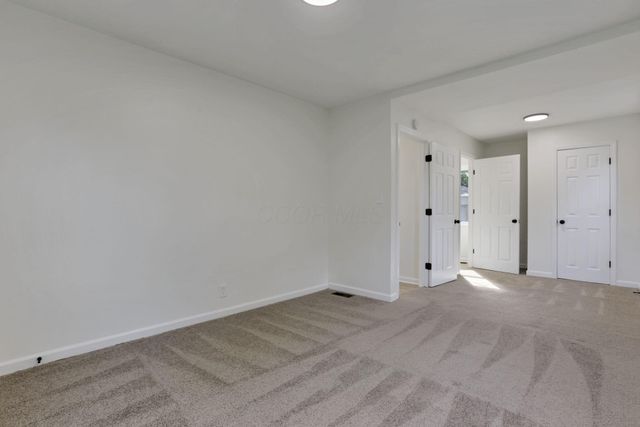 279 S Ashburton Road, Columbus, OH 43213