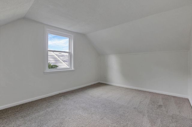 279 S Ashburton Road, Columbus, OH 43213