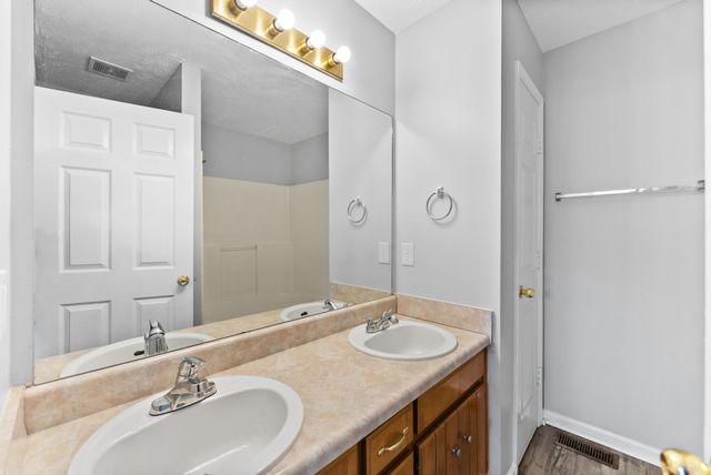 4461 Winton Dr, Antioch, TN 37013