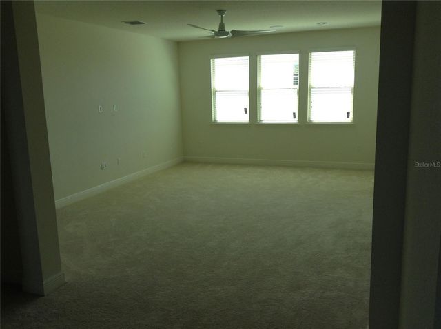 9240 WOODCRANE DRIVE, Winter Garden, FL 34787