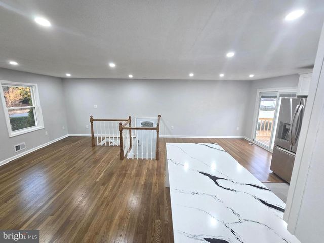 4813 LAWRENCE ST, Alexandria, VA 22309