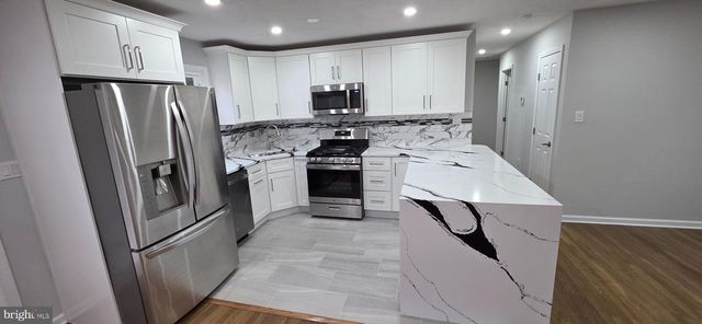 4813 LAWRENCE ST, Alexandria, VA 22309