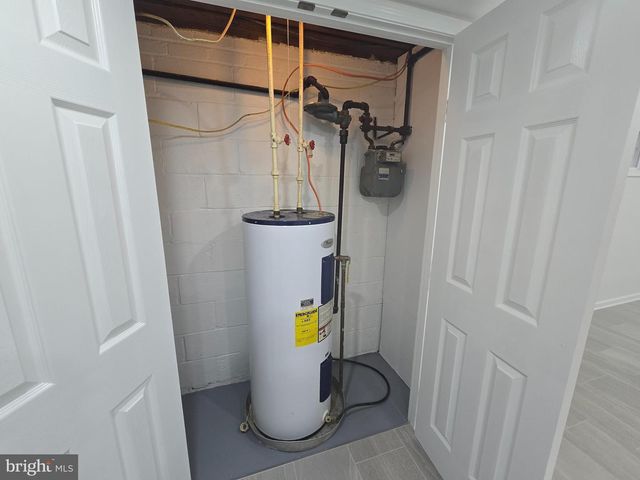 4813 LAWRENCE ST, Alexandria, VA 22309