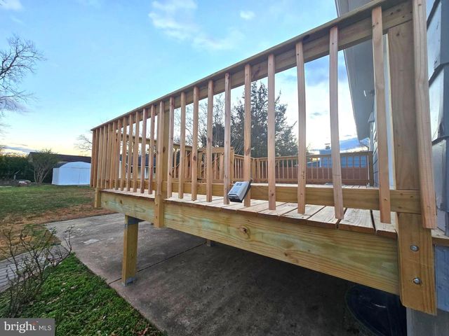 4813 LAWRENCE ST, Alexandria, VA 22309