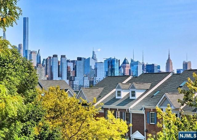 237 Price Court, West New York, NJ 07093