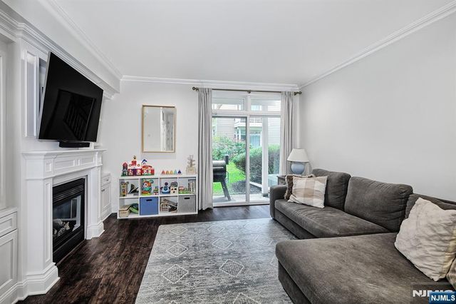 237 Price Court, West New York, NJ 07093