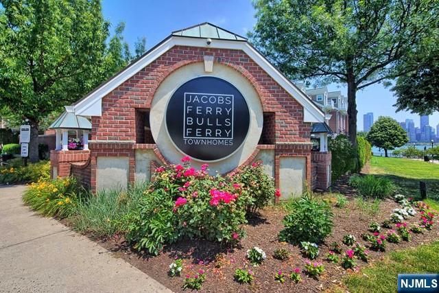 237 Price Court, West New York, NJ 07093