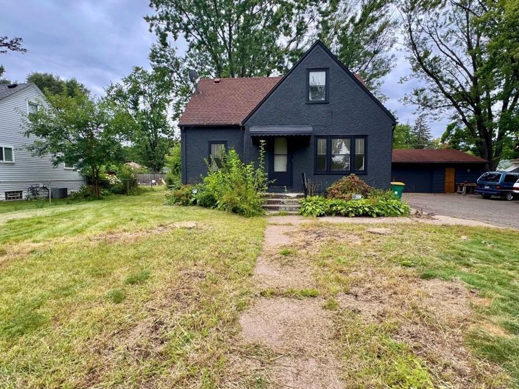 5637 Bryant Avenue N, Brooklyn Center, MN 55430
