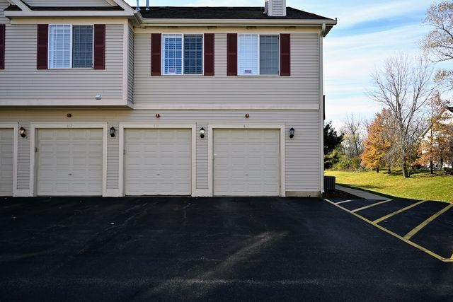 616 Windsor Drive D, Fox Lake, IL 60020