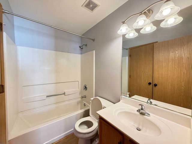 616 Windsor Drive D, Fox Lake, IL 60020