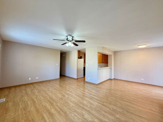 616 Windsor Drive D, Fox Lake, IL 60020