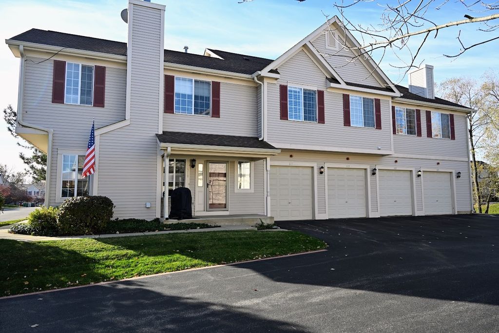 616 Windsor Drive D, Fox Lake, IL 60020