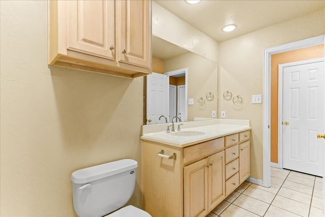 5700 Roundup Trail, Arlington, TX 76017