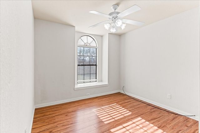 5700 Roundup Trail, Arlington, TX 76017