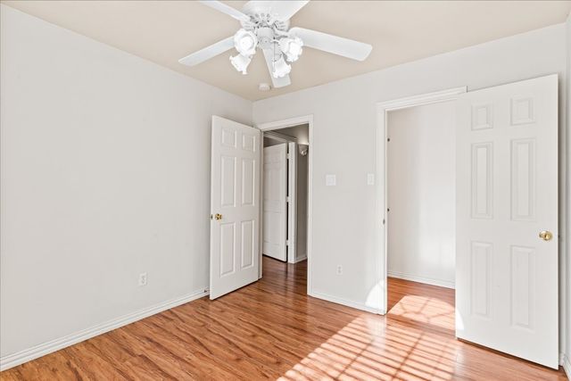 5700 Roundup Trail, Arlington, TX 76017