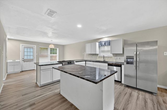 3025 David Drive, Rowlett, TX 75088