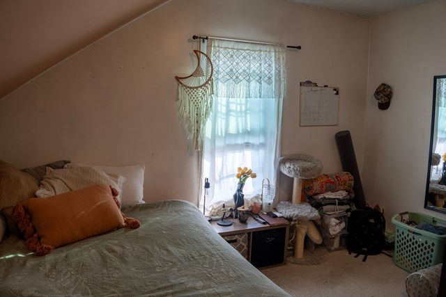 130 Littleton St, Springfield, MA 01104
