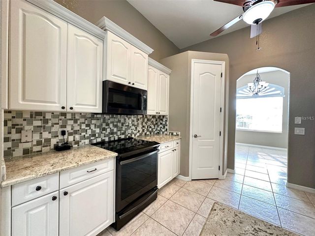 26577 BARRANQUILLA AVENUE, Punta Gorda, FL 33983