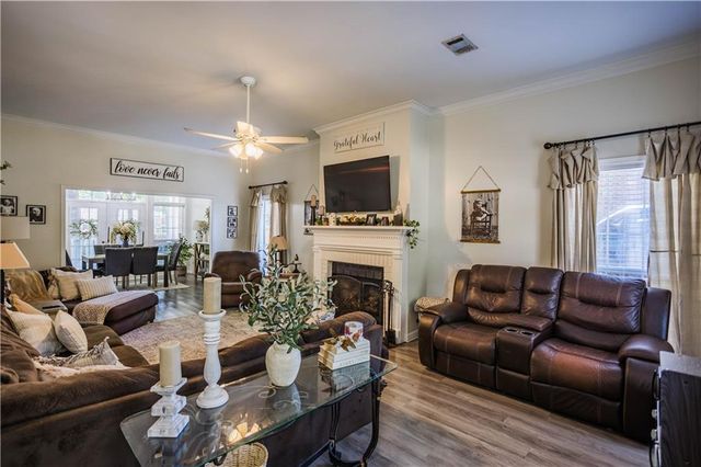6113 Scenic West Drive, Mobile, AL 36693