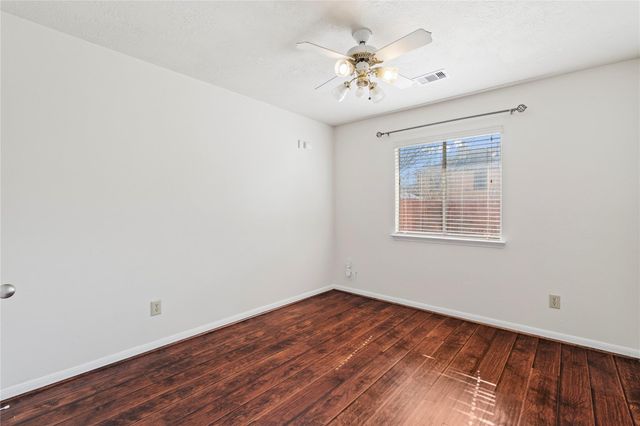 806 N Willow Drive, Houston, TX 77073