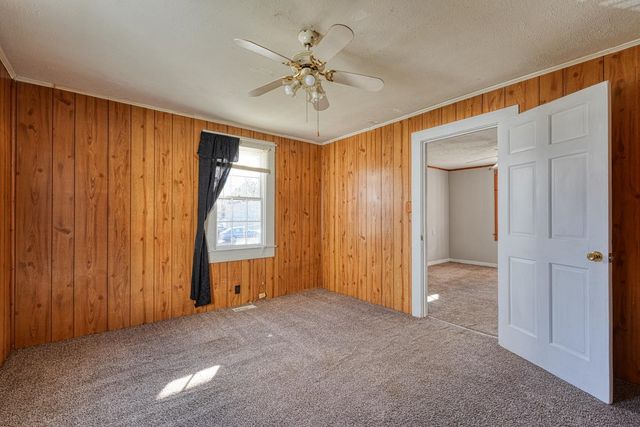 92 North St, Duncan, SC 29334