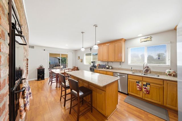 4625 Jan Dr, Carmichael, CA 95608