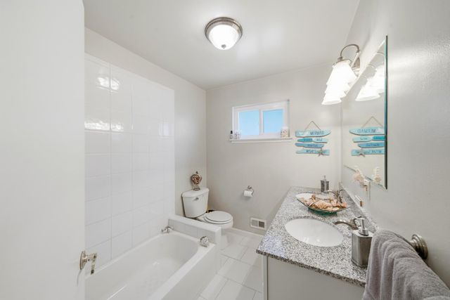 4625 Jan Dr, Carmichael, CA 95608
