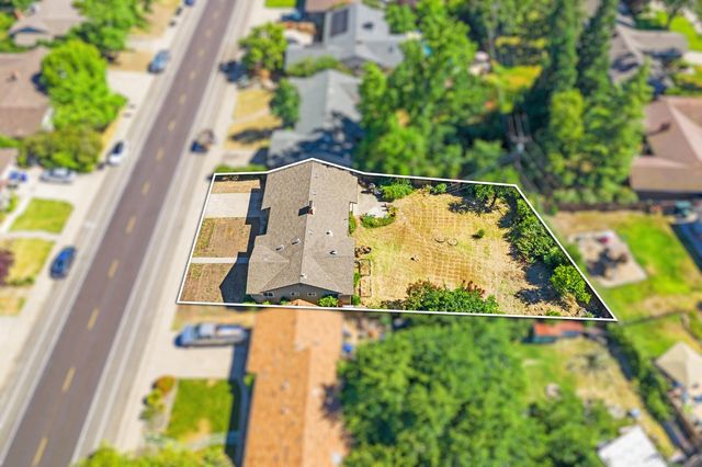 4625 Jan Dr, Carmichael, CA 95608